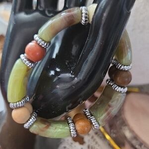 Elegant Marble Looking Stretch Beaded Bracelet